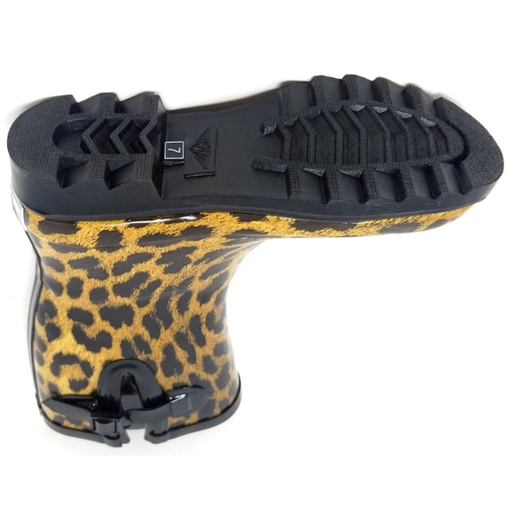 Women Mid Calf Rubber Rain Boots, #5406, Leopard - Picture 3 of 3